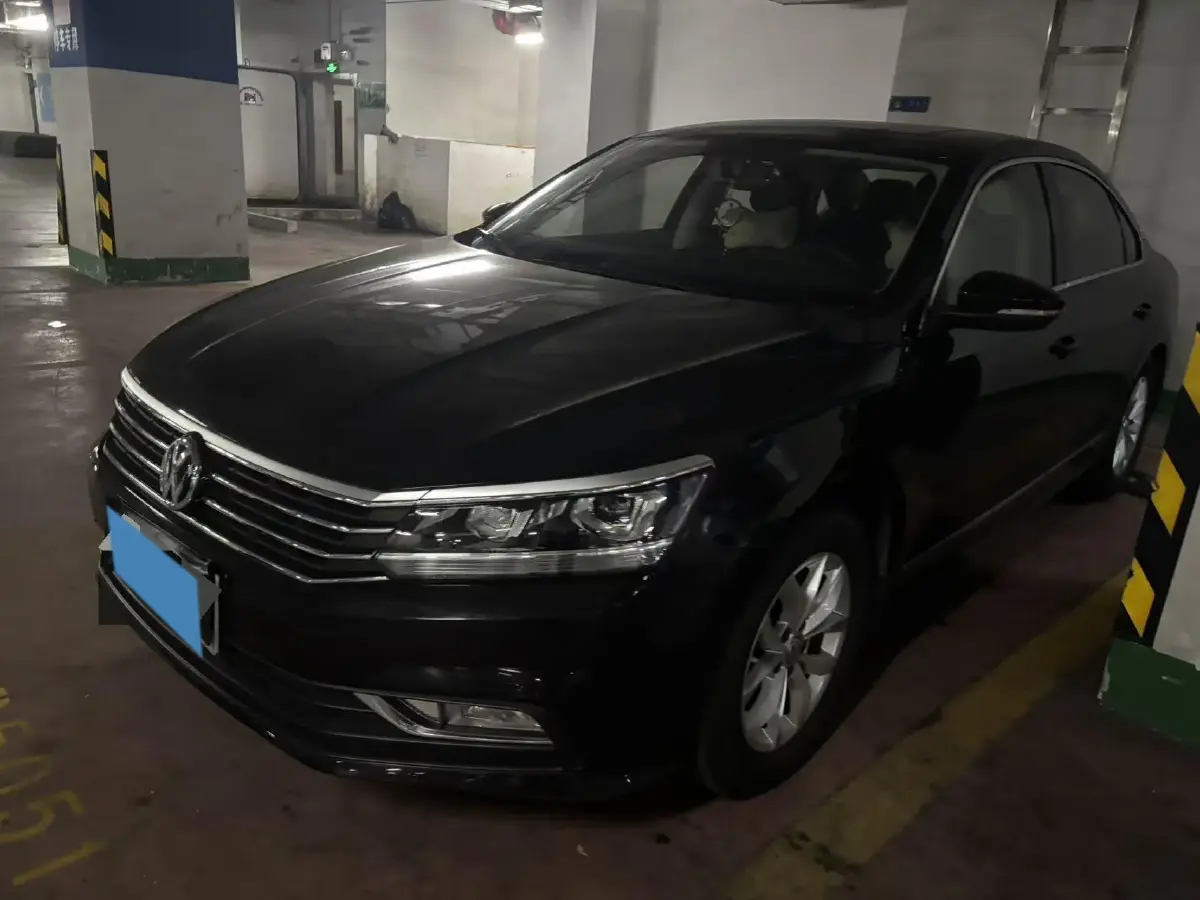 2017 Volkswagen Passat 1.4T 150HP L4 7DCT