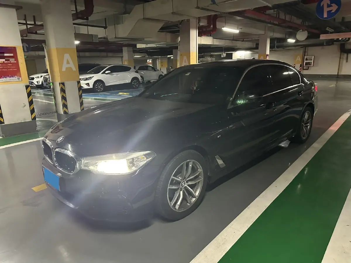 2020 BMW 5 Series 2.0T 184HP L4 8AT