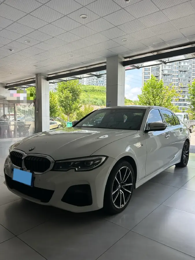 2021 BMW 3 Series 2.0T 184HP L4 8AT