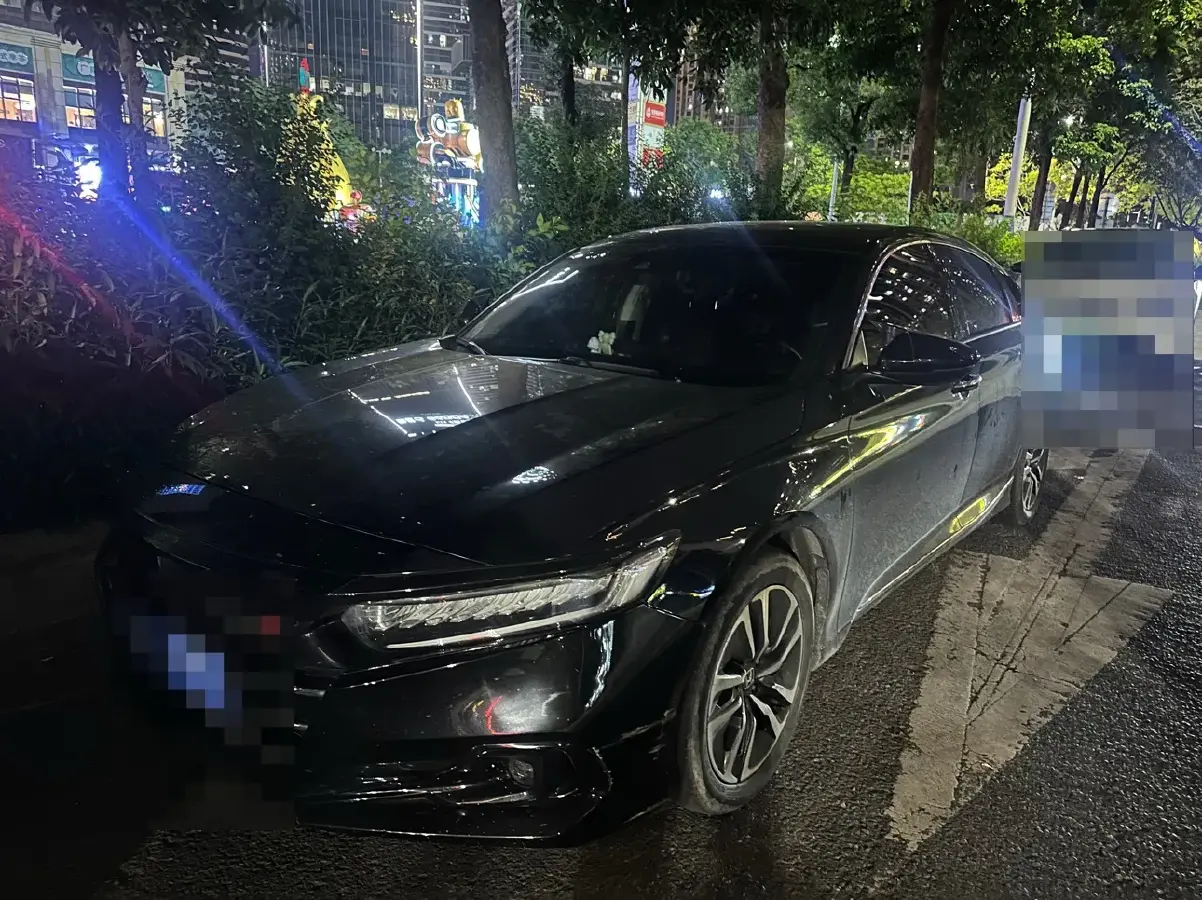 2022 Honda Accord 2.0L 146HP L4 E-CVT Hybrid