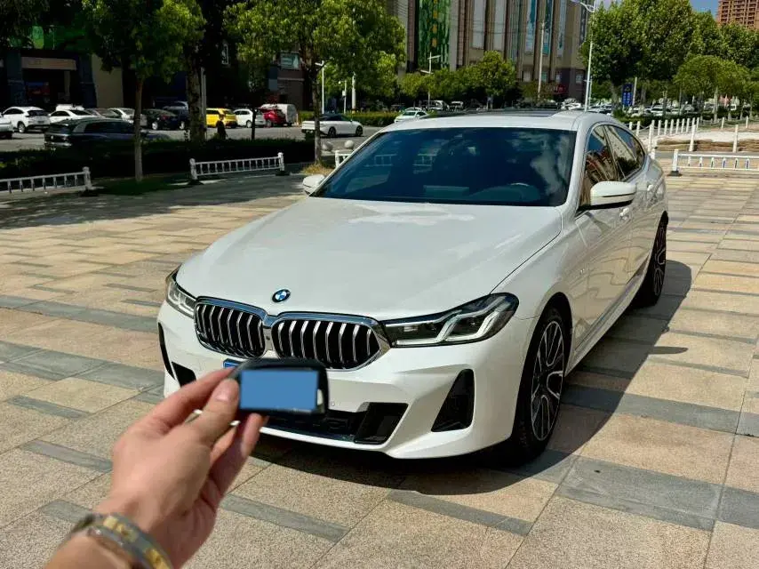 2022 BMW 6 Series GT 2.0T 245HP L4 8AT