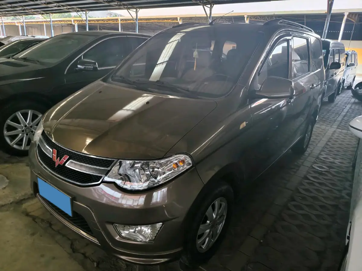 2016 WuLing HongGuang 1.5L 112HP L4 5MT
