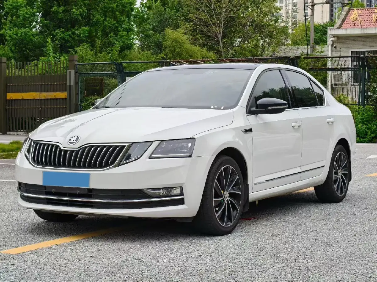 2019 Skoda Octavia 1.4T 150HP L4 7DCT
