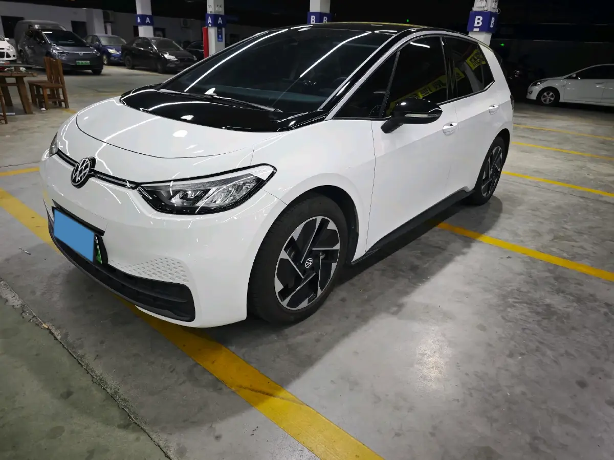 2024 Volkswagen ID.3 BEV 52.8KWH