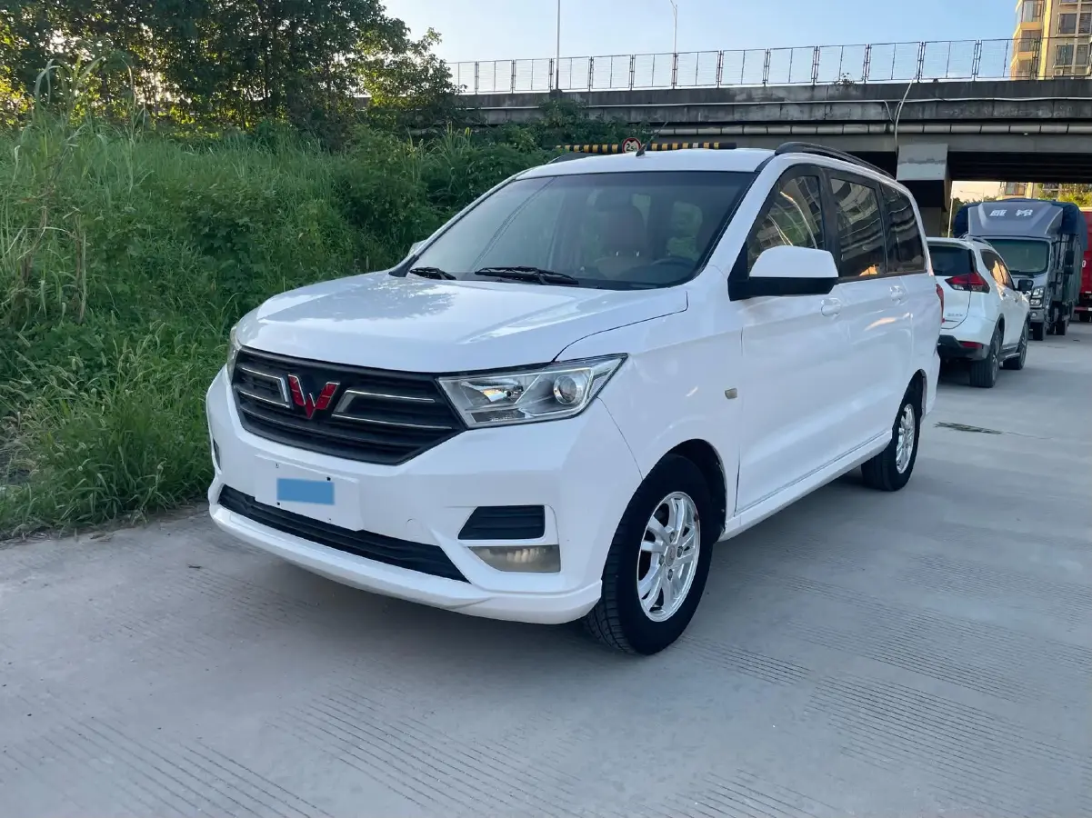 2018 WuLing HongGuang 1.5L 105HP L4 5MT