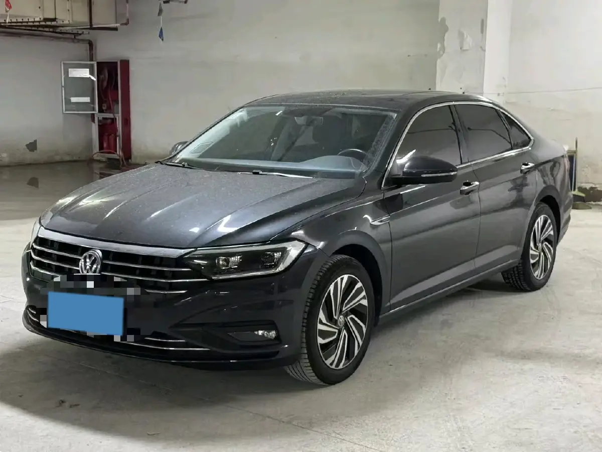 2021 Volkswagen Sagitar 1.4T 150HP L4 7DCT
