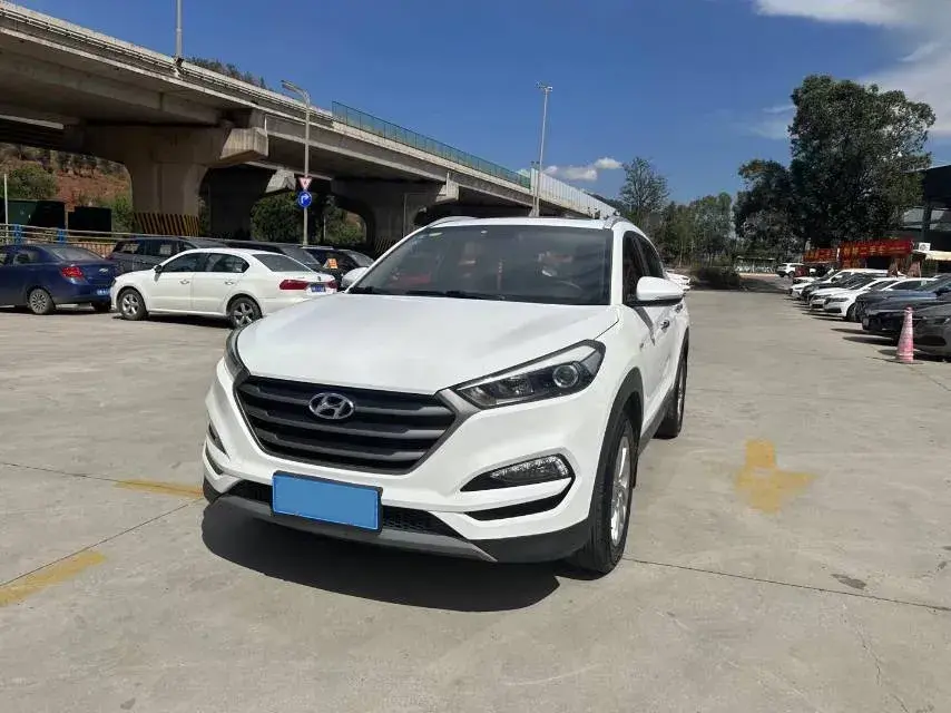 2015 Hyundai Tucson 1.6T 177HP L4 7DCT
