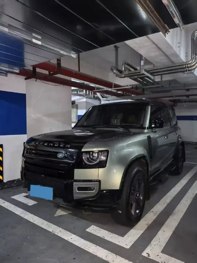 2024 Land Rover Defender 3.0T 400HP L6 8AT