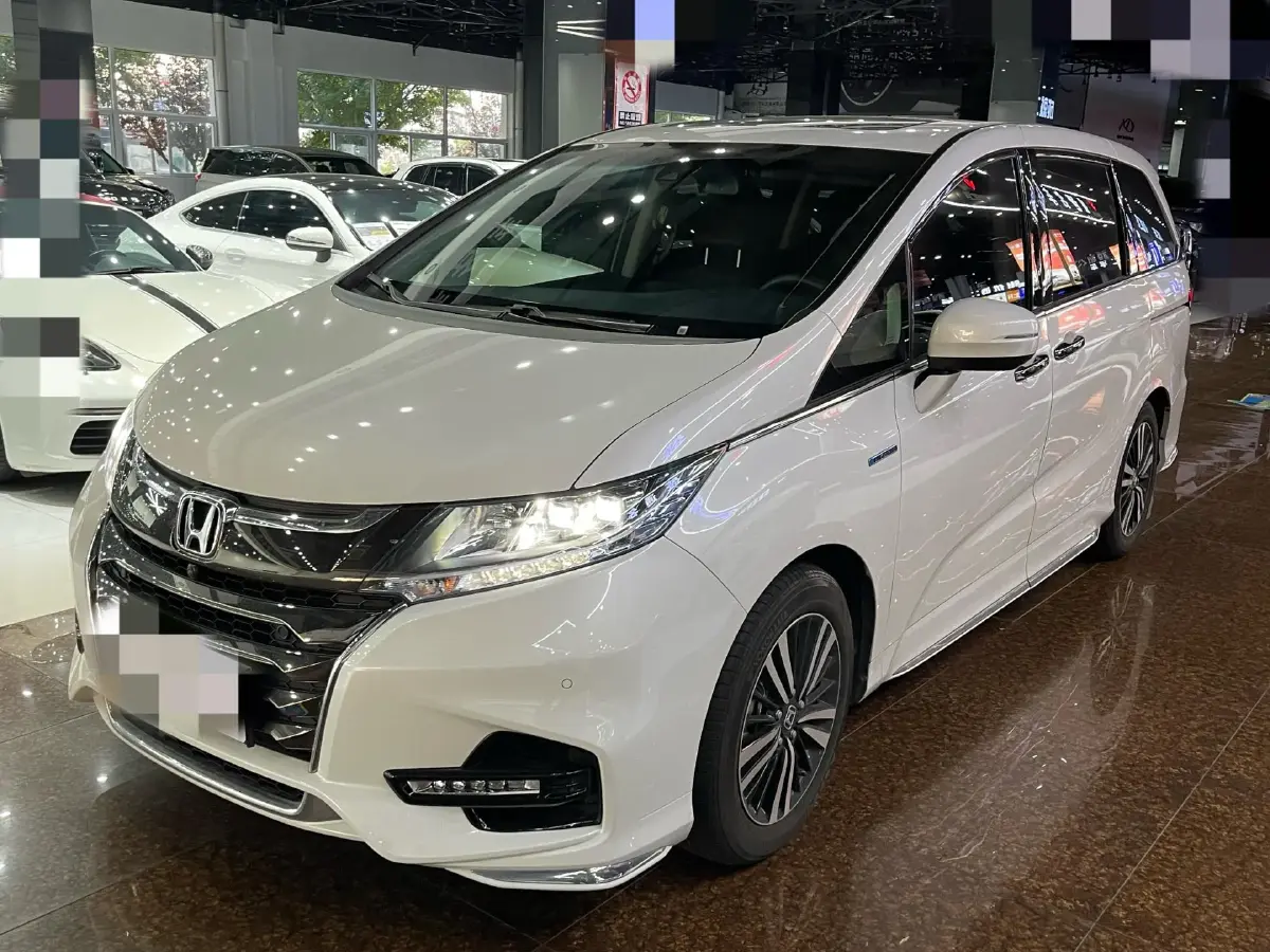2021 Honda Odyssey 2.0L 146HP L4 E-CVT Hybrid