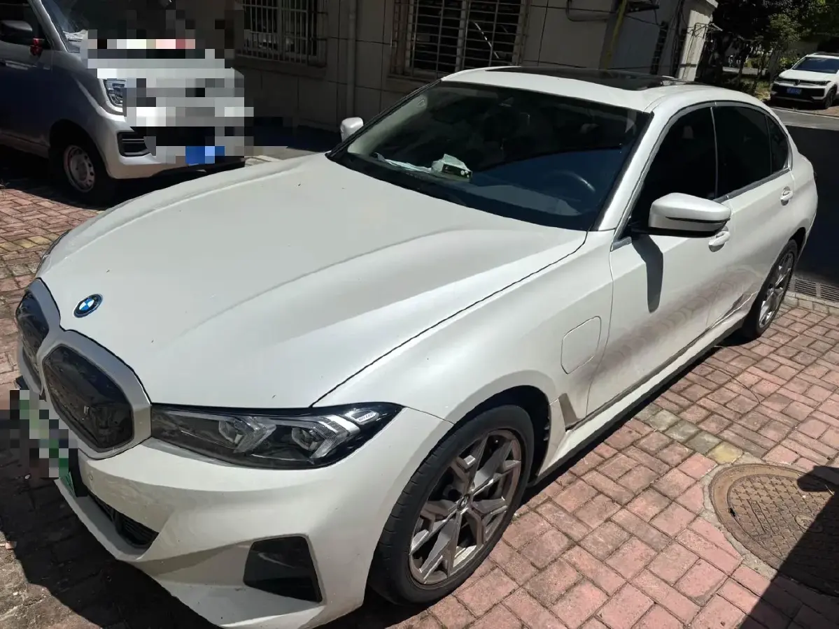 2022 BMW i3 BEV 70KWH