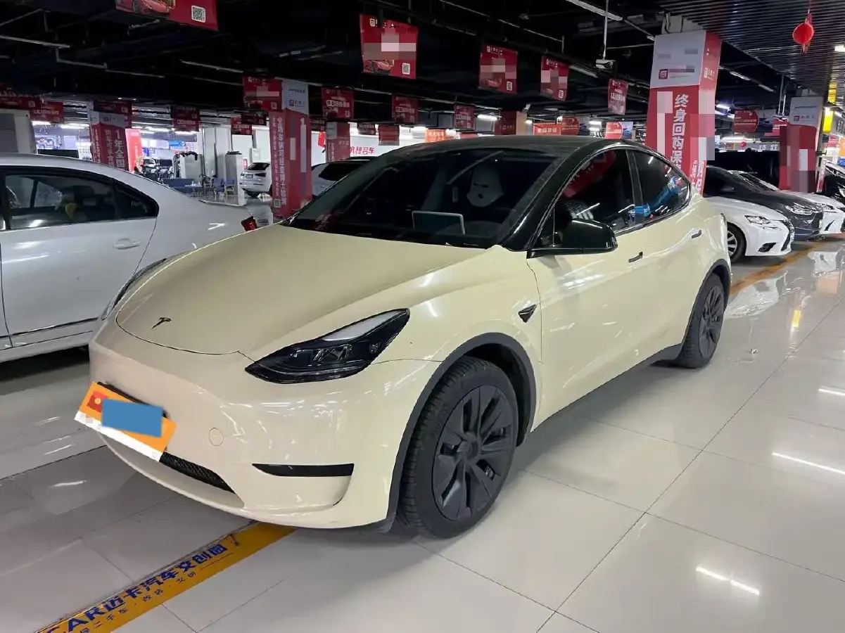 2022 Tesla Model Y BEV 60KWH