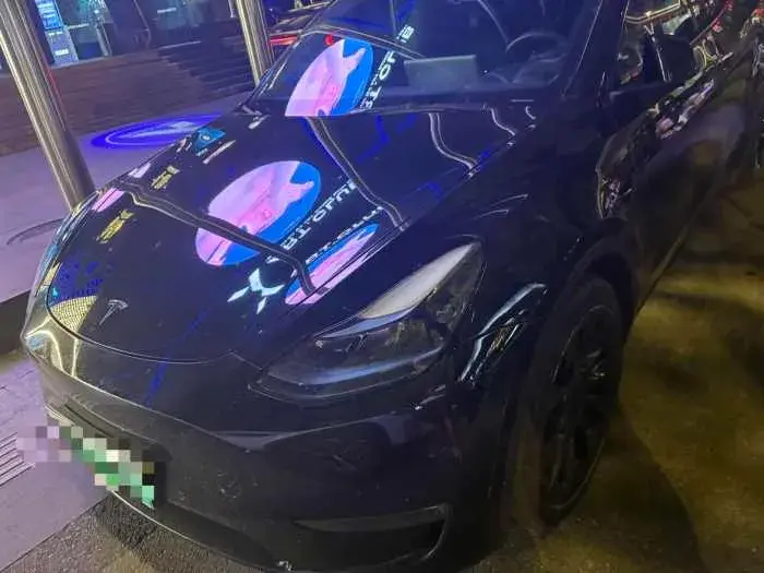 2021 Tesla Model Y BEV 60KWH