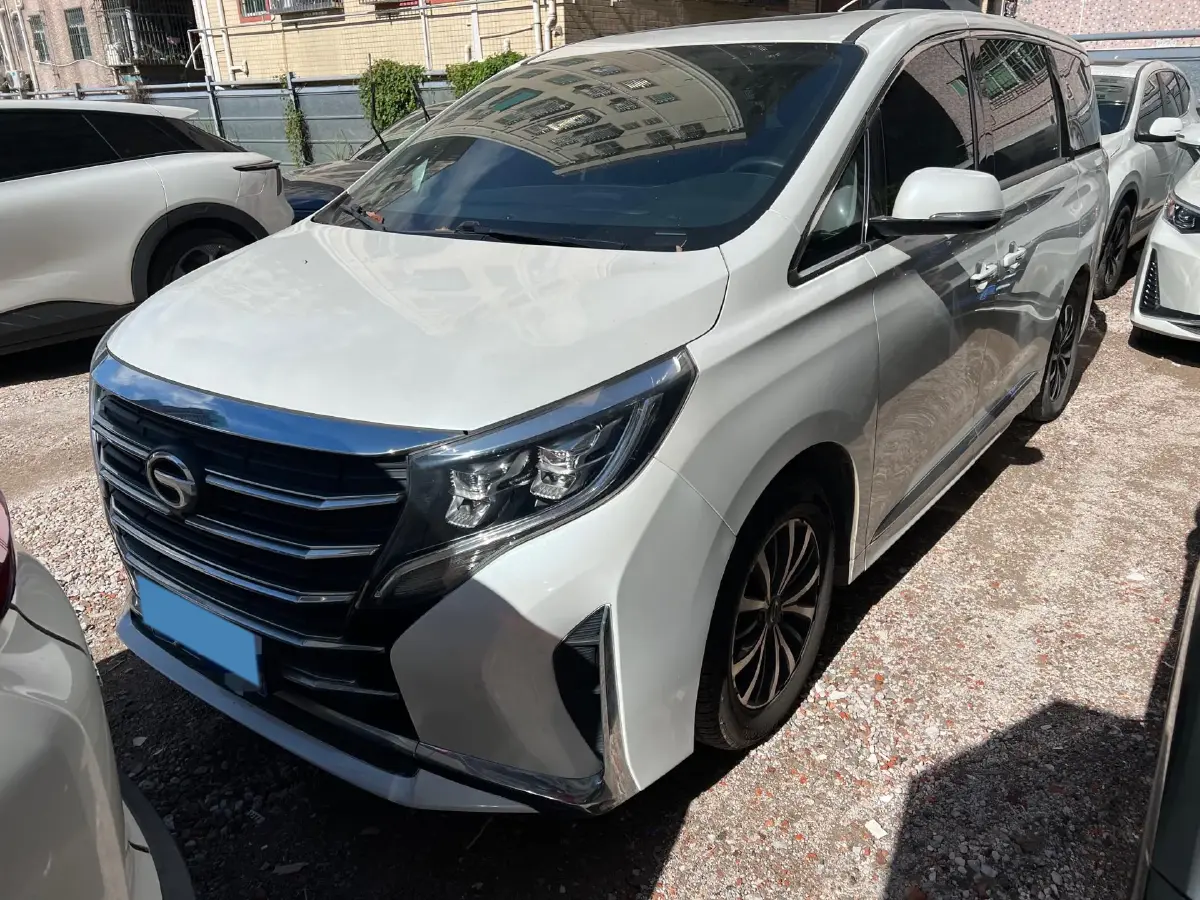 2021 GAC Trumpchi M8 2.0T 252HP L4 8AT