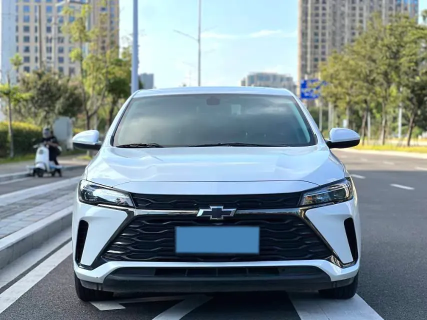 2023 Chevrolet Monza 1.5L 113HP L4 6DCT,autocango,china used car exporter,china ev exporter,chinese used car exporter,chinese used ev exporter