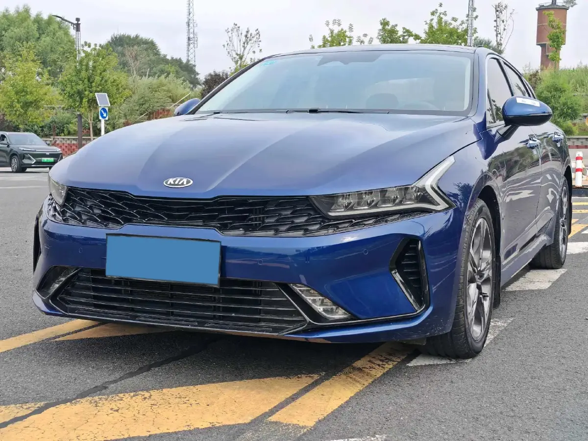 2020 Kia K5 1.5T 170HP L4 7DCT
