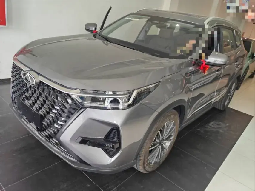 2025 Chery Tiggo 8 PRO 1.6T 197HP L4 7DCT