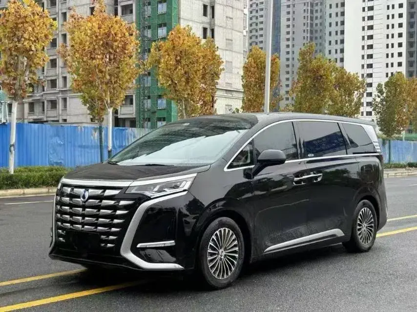 2024 Denza D9 1.5T 139HP L4 E-CVT PHEV 40KWH