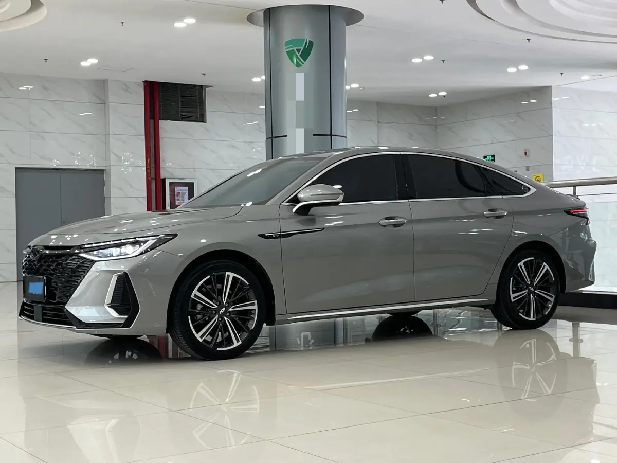 2022 Chery Arrizo 8 1.6T 197HP L4 7DCT