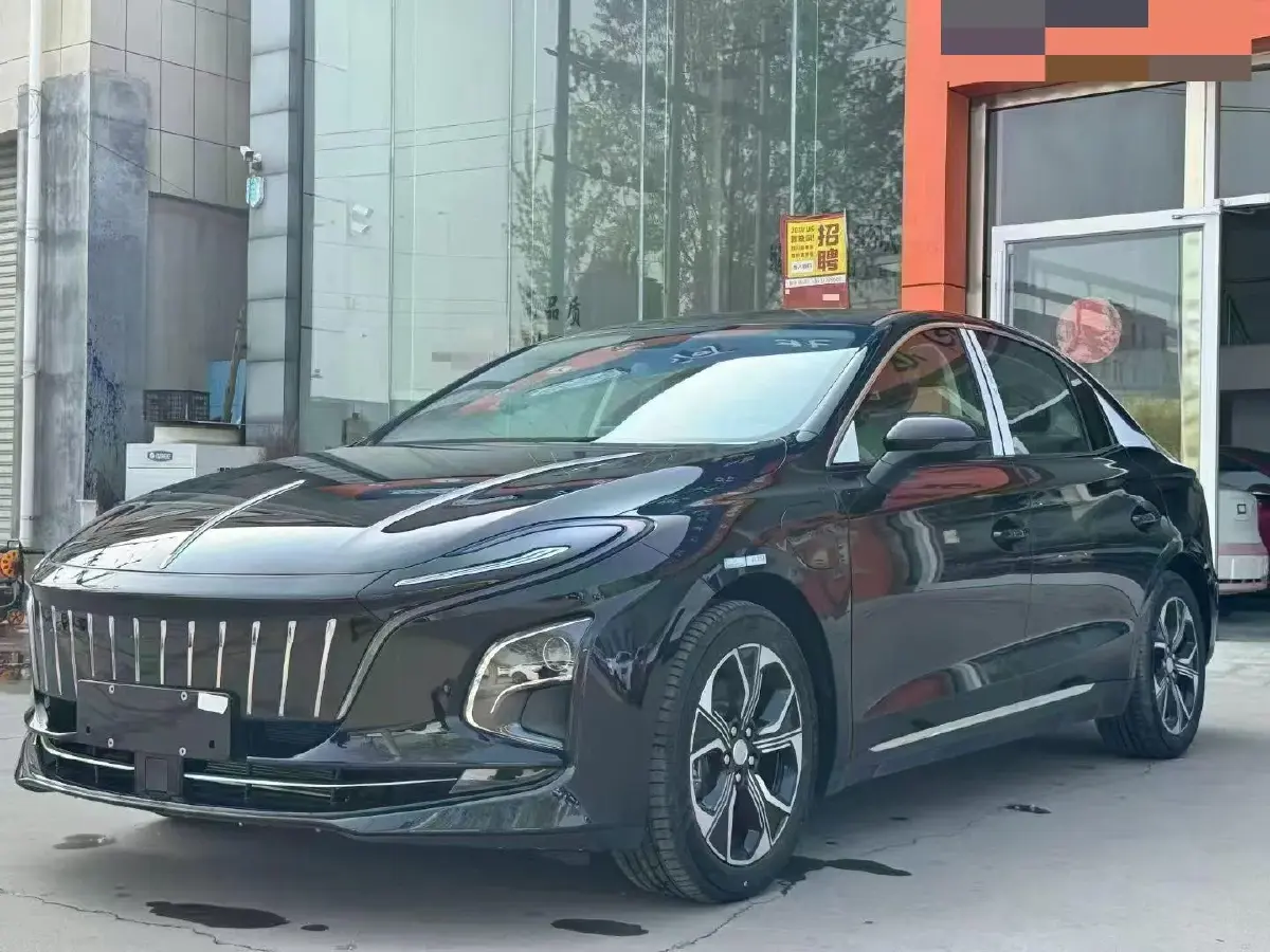 2022 HongQi E-QM5 BEV 54KWH