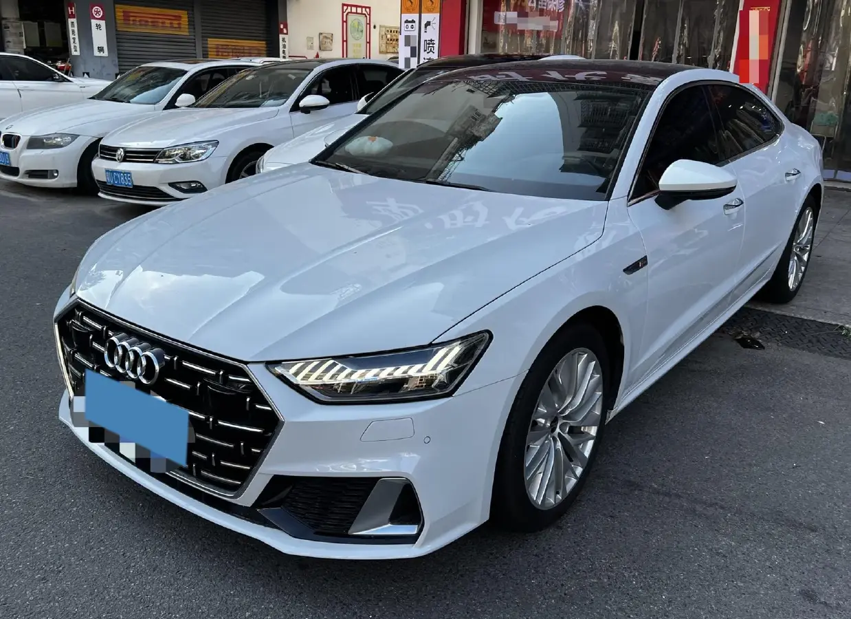 2022 Audi A7L 2.0T 245HP L4 7DCT
