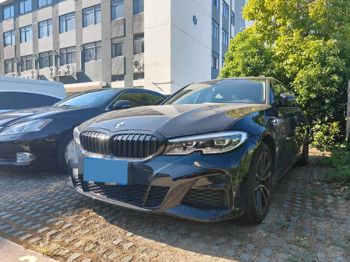 2022 BMW 3 Series 2.0T 184HP L4 8AT