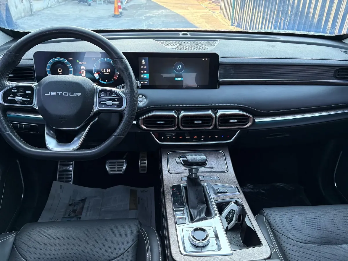 2021 Jetour X70 Plus 1.6T 197HP L4 7DCT,autocango,china used car exporter,china ev exporter,chinese used car exporter,chinese used ev exporter