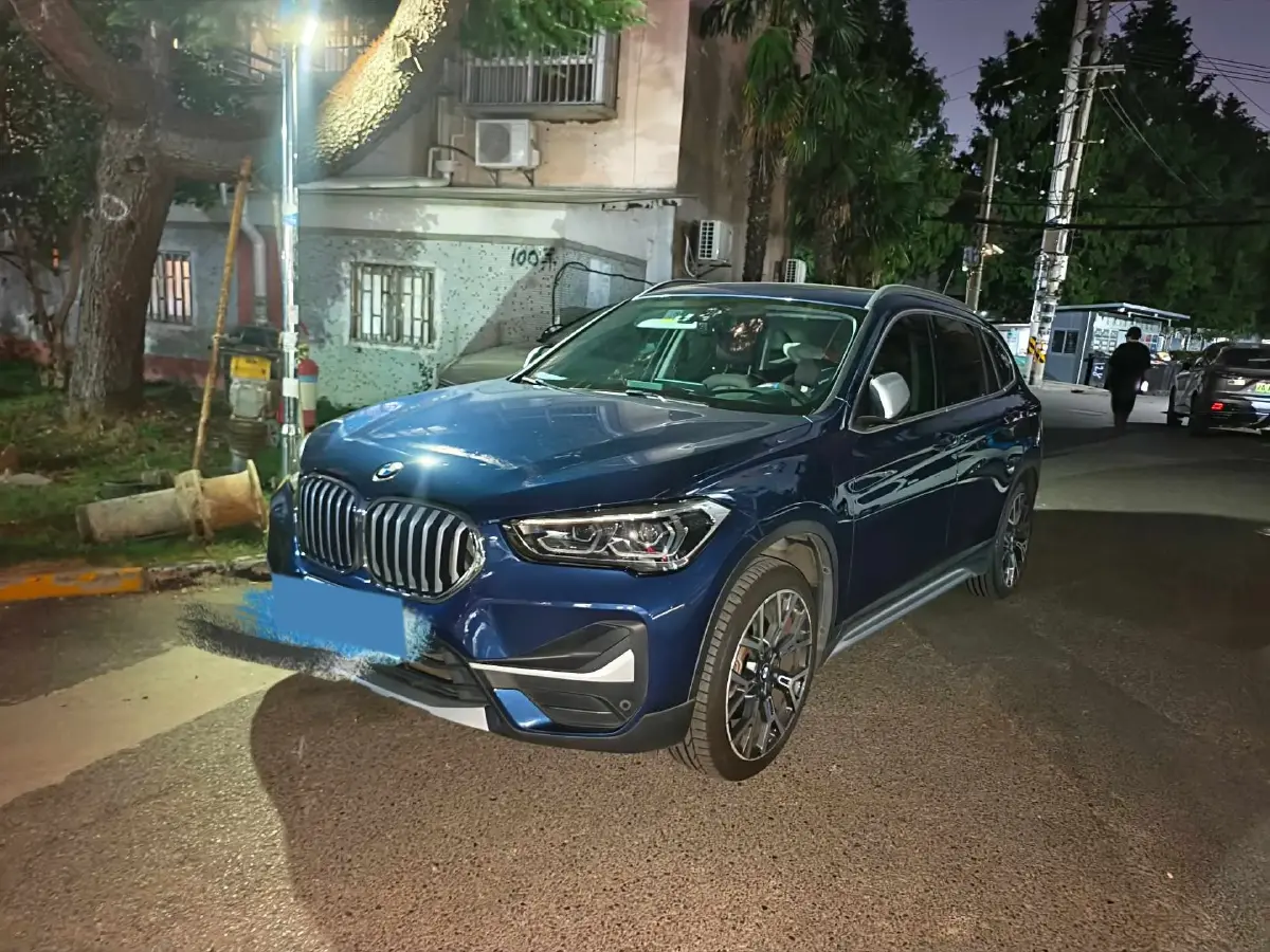 2021 BMW X1 2.0T 192HP L4 8AT