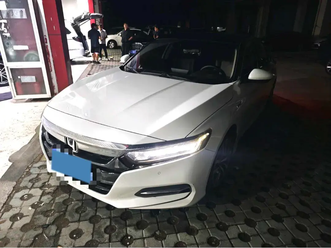 2018 Honda Accord 2.0L 146HP L4 E-CVT Hybrid