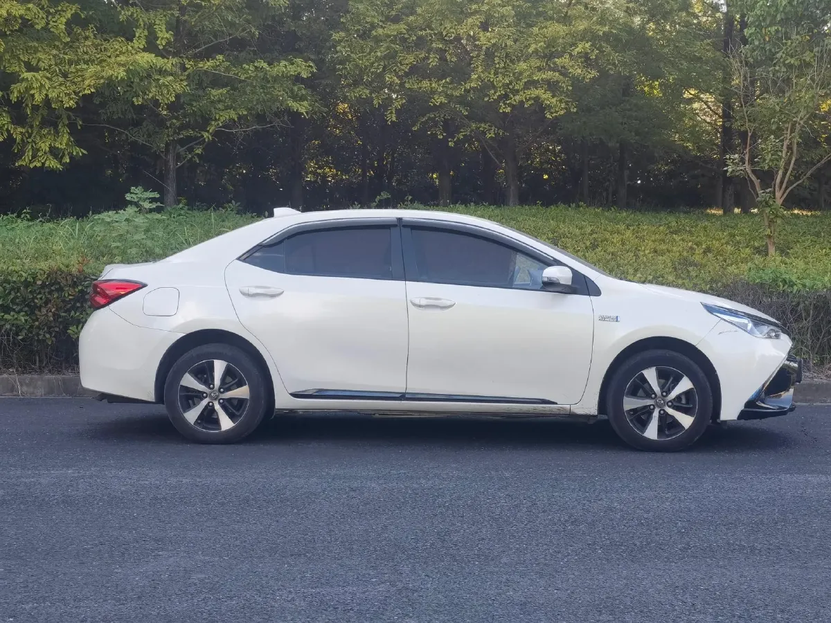 2019 Toyota Levin Hybird E+ 1.8L 99HP L4 E-CVT PHEV 10.5KWH,autocango,china used car exporter,china ev exporter,chinese used car exporter,chinese used ev exporter