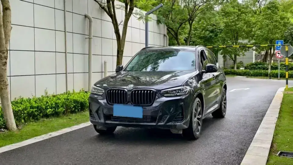 2023 BMW X3 2.0T 245HP L4 8AT