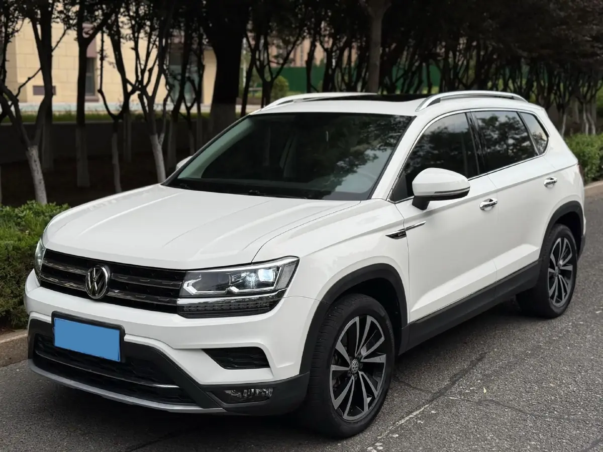 2020 Volkswagen Tharu 2.0T 186HP L4 7DCT