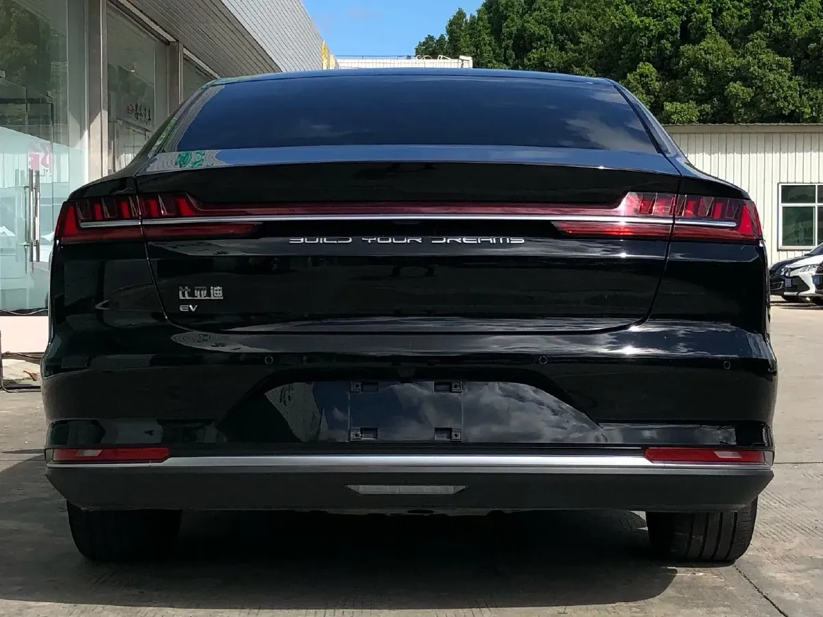 2022 BYD e9 BEV 63.36KWH,autocango,china used car exporter,china ev exporter,chinese used car exporter,chinese used ev exporter