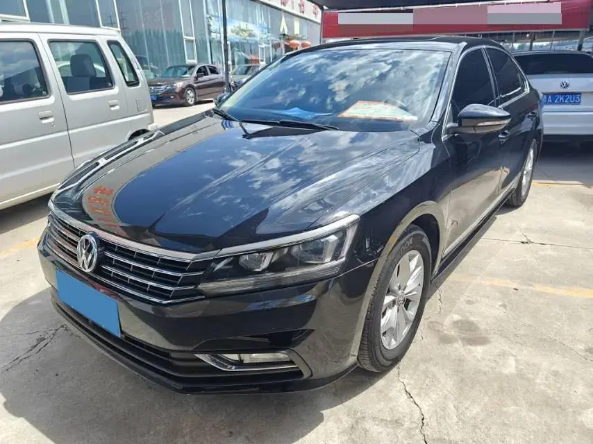 2015 Volkswagen Passat 1.8T 160HP L4 6AT