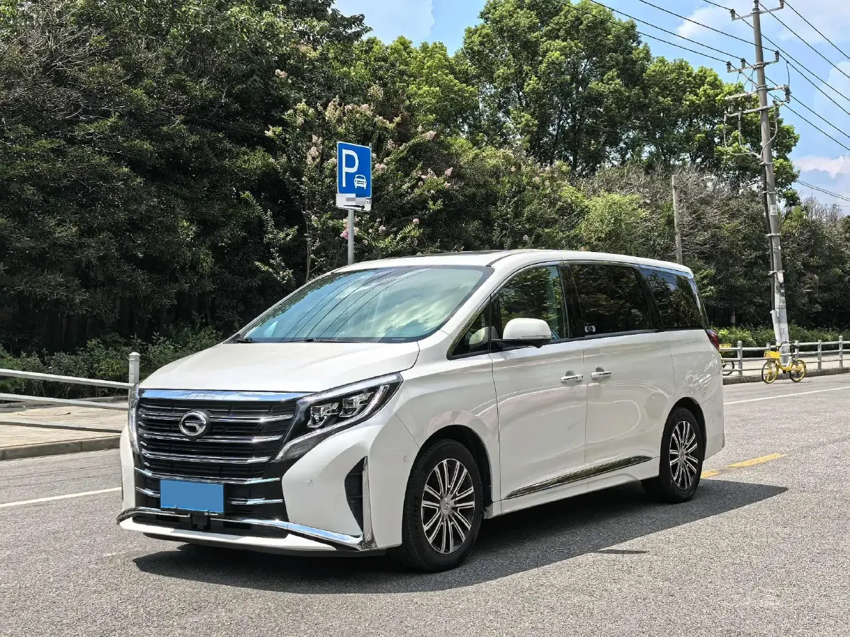 2021 GAC Trumpchi M8 2.0T 252HP L4 8AT