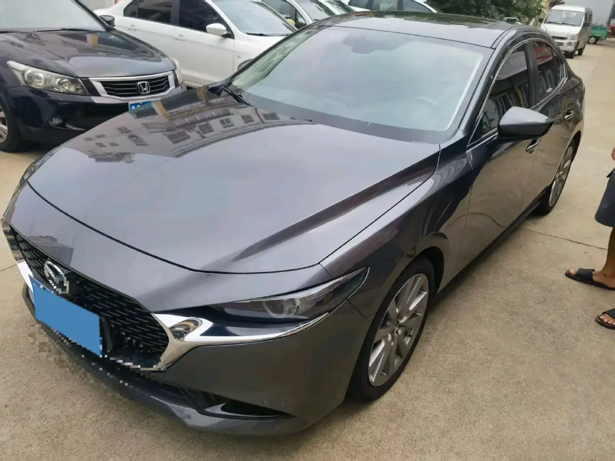 2021 Mazda 3 Axela 2.0L 158HP L4 6AT