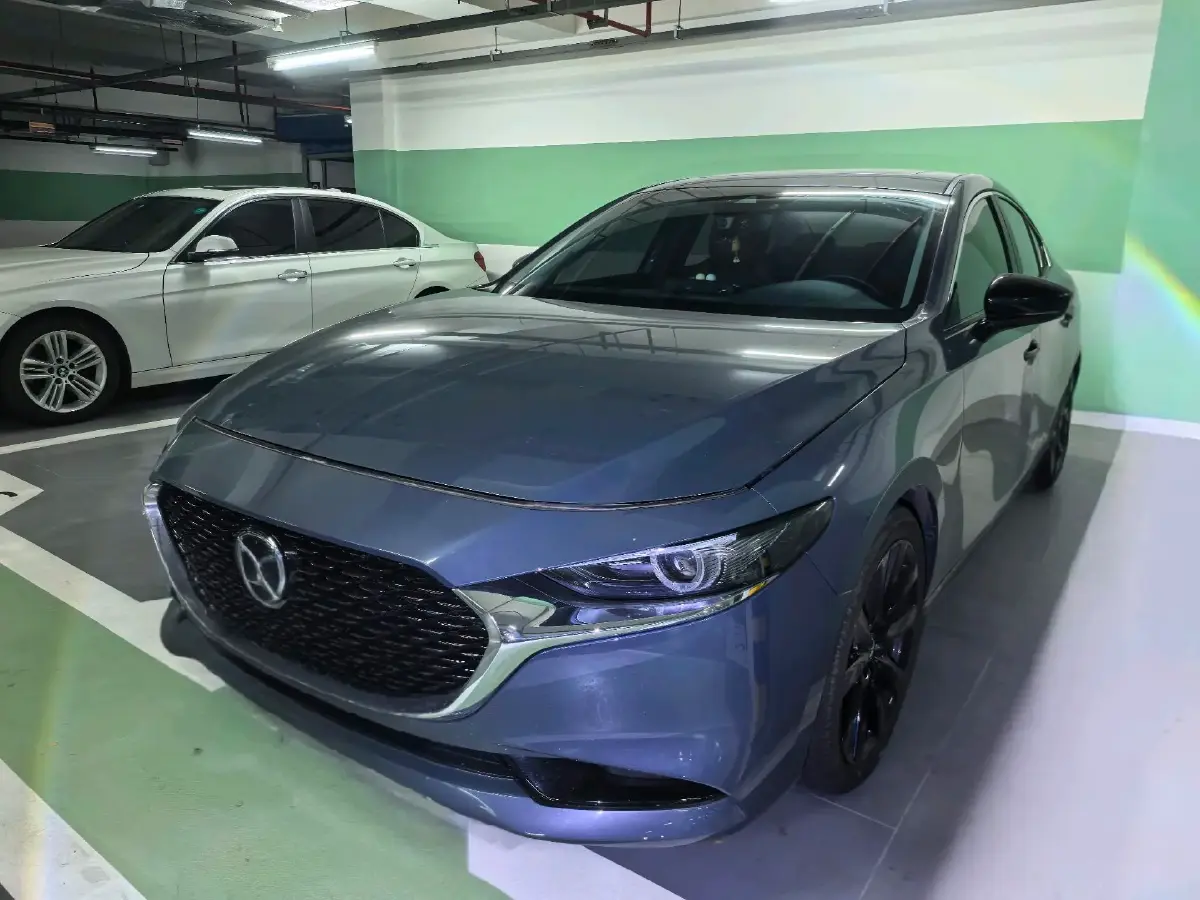 2022 Mazda 3 Axela 2.0L 158HP L4 6AT