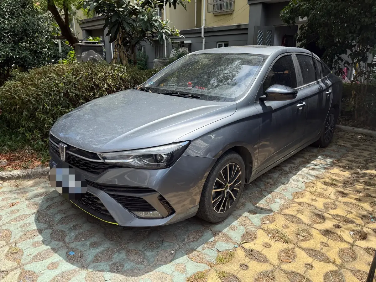 2021 Roewe i5 1.5L 120HP L4 CVT