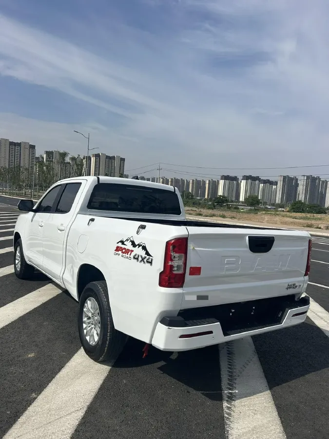 2023 BAW Calorie 2.0L 144HP L4 5MT,autocango,china used car exporter,china ev exporter,chinese used car exporter,chinese used ev exporter