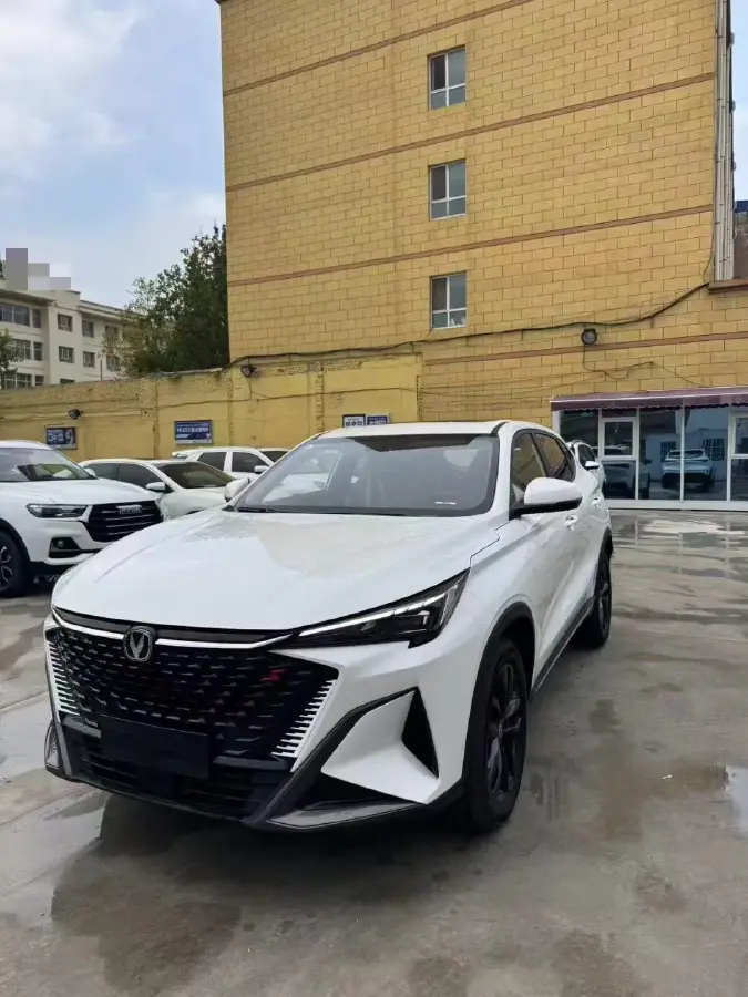 2025 ChangAn X5 PLUS 1.5T 188HP L4 7DCT