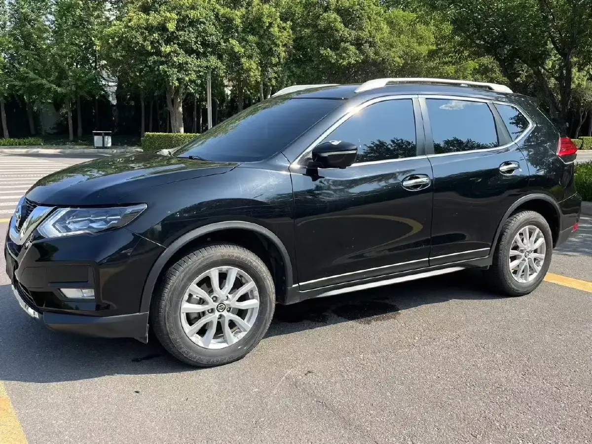 2020 Nissan X-Trail 2.0L 154HP L4 CVT