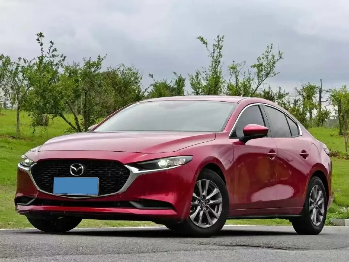 2020 Mazda 3 Axela 1.5L 117HP L4 6AT