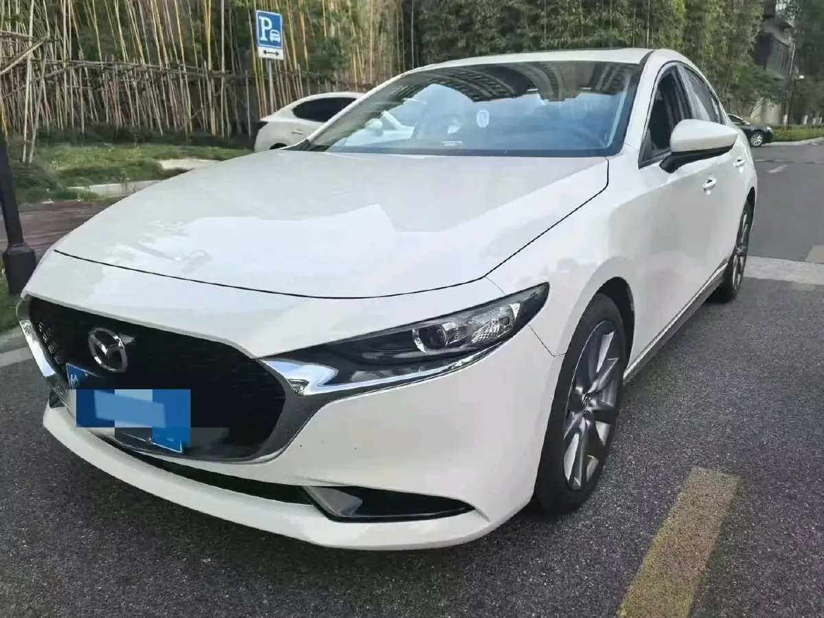 2023 Mazda 3 Axela 2.0L 158HP L4 6AT