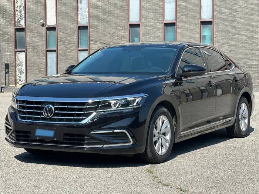 2021 Volkswagen Passat 1.4T 150HP L4 7DCT
