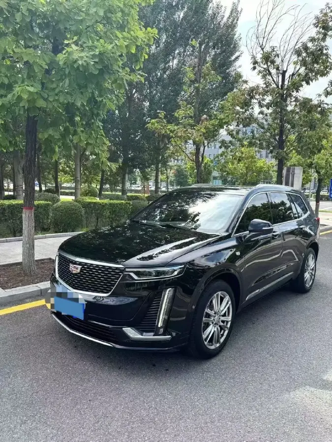 2022 Cadillac XT6 2.0T 237HP L4 9AT