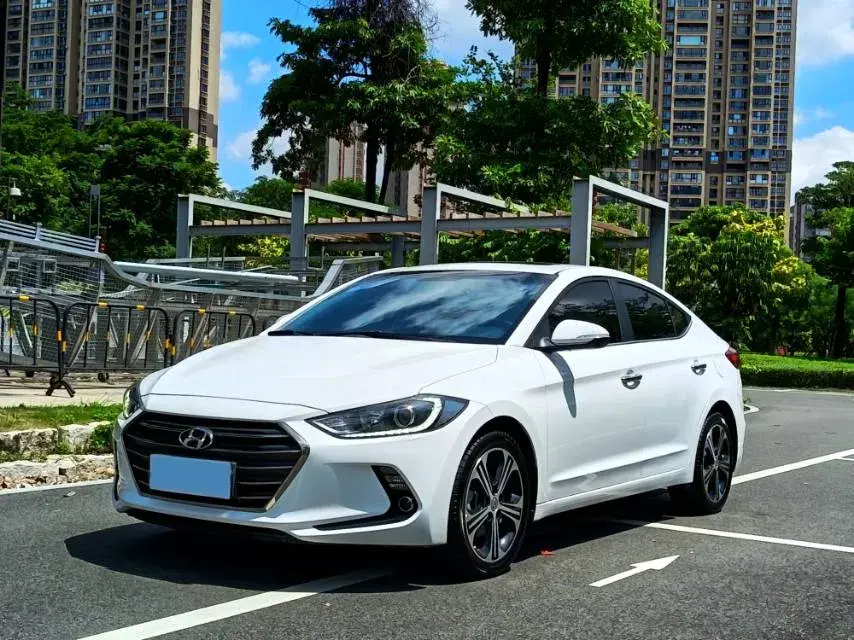 2018 Hyundai Elantra 1.4T 130HP L4 7DCT