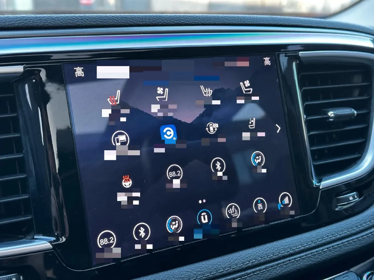 2017 Chrysler Pacifica 3.6L 279HP V6 9AT,autocango,china used car exporter,china ev exporter,chinese used car exporter,chinese used ev exporter