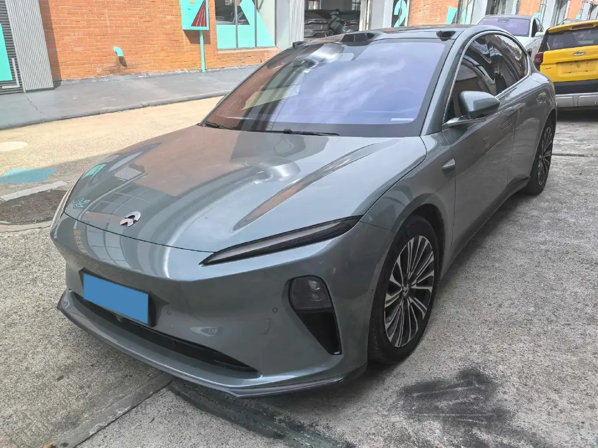 2022 NIO ET5 BEV 75KWH