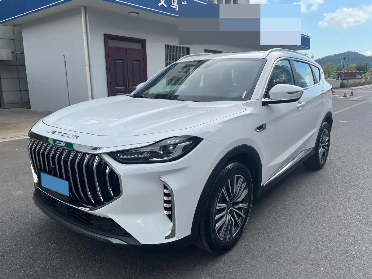 2025 Jetour X70 Plus 1.5T 156HP L4 6DCT