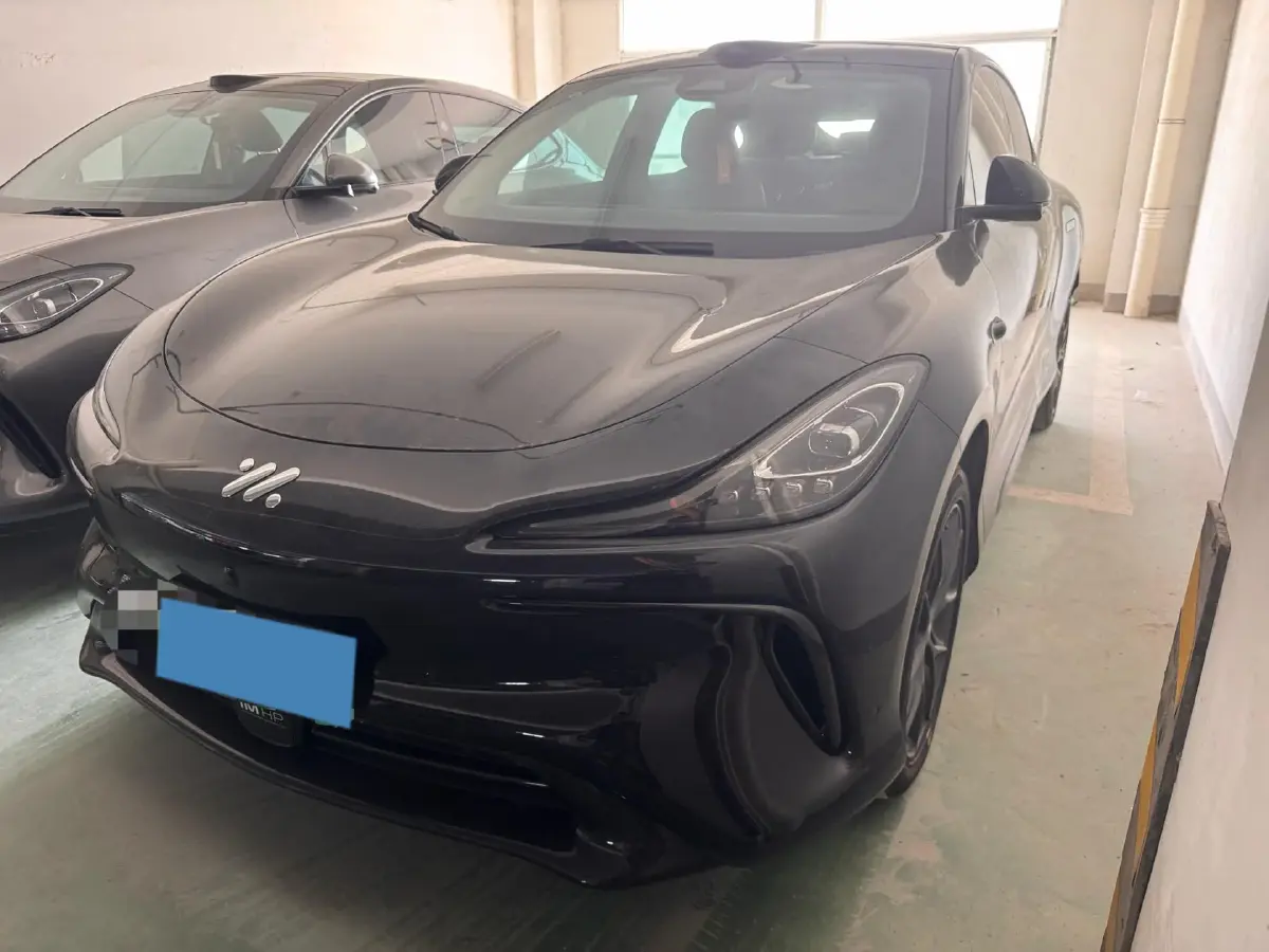 2023 IM LS6 BEV 71KWH