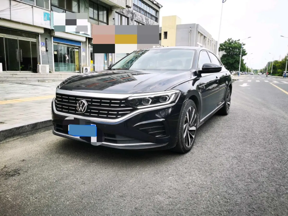 2022 Volkswagen Passat 2.0T 186HP L4 7DCT